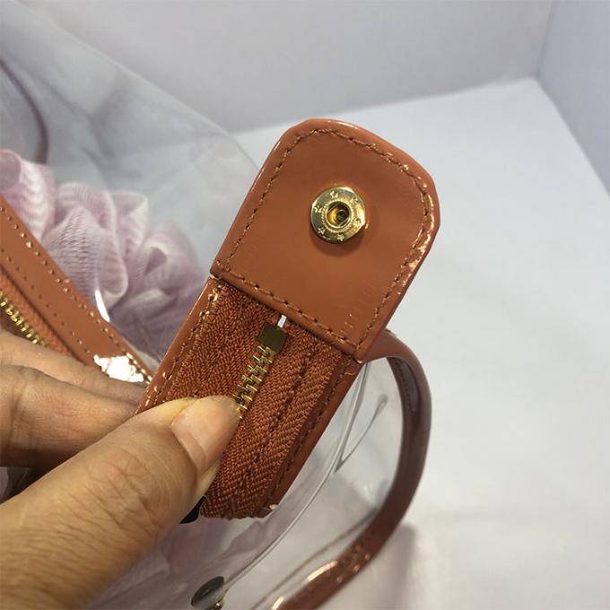 透明なエヴァのゆとりの洗面用品袋